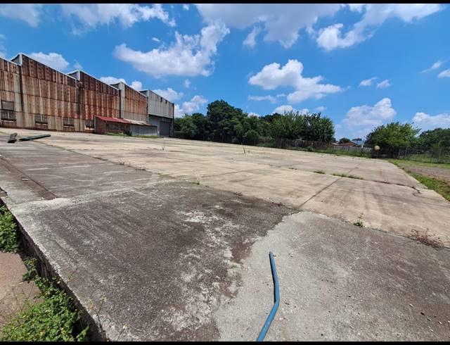 30,000M² INDUSTRIAL YARD TO LET IN DUNCANVILLE